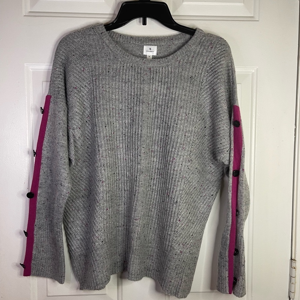 Dressbarn long sleeve sweater with button on the sleeve. In pink and gra…